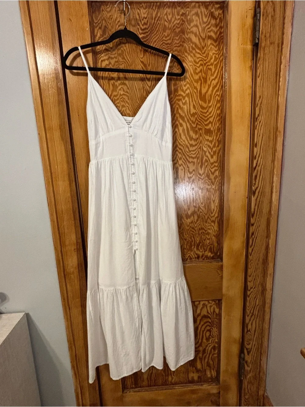 Abercrombie & Fitch White Button-Front V-Neck Maxi Dress